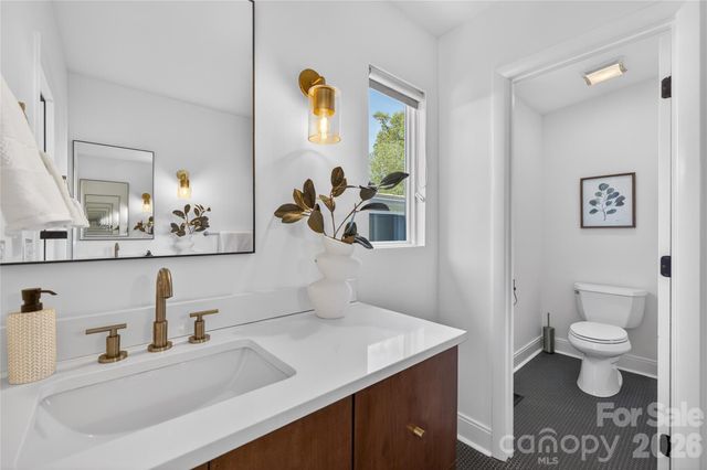 4438 Raney Way, Charlotte, NC 28205