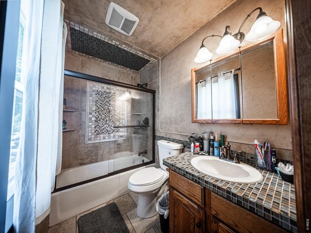 7110 W 11th St Rd, Greeley, CO 80634
