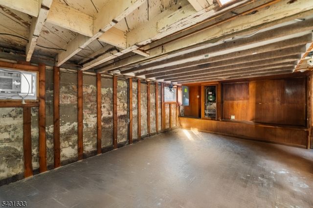 43 Esmond Pl, Tenafly Boro, NJ 07670