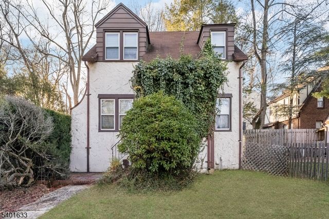 43 Esmond Pl, Tenafly Boro, NJ 07670