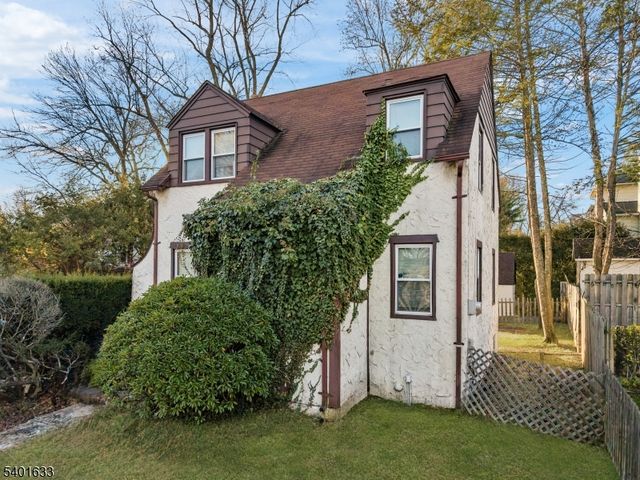 43 Esmond Pl, Tenafly Boro, NJ 07670