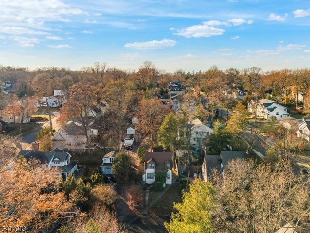 43 Esmond Pl, Tenafly Boro, NJ 07670