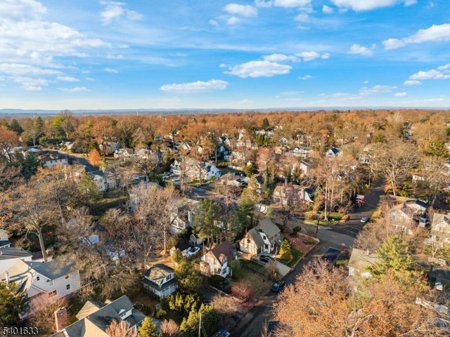 43 Esmond Pl, Tenafly Boro, NJ 07670