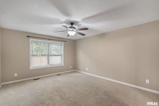 1710 E 6TH Street, Coal Valley, IL 61240