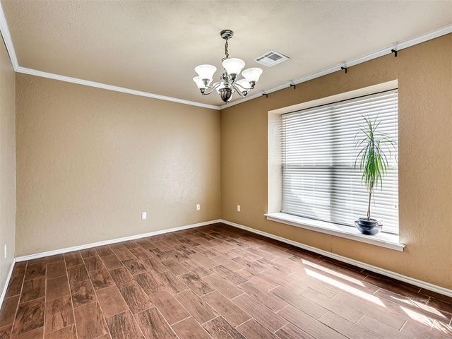513 Smiling Hill Boulevard, Edmond, OK 73013
