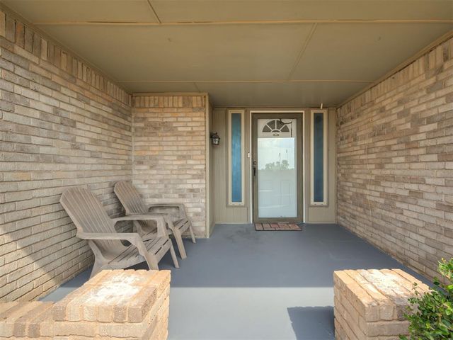 513 Smiling Hill Boulevard, Edmond, OK 73013