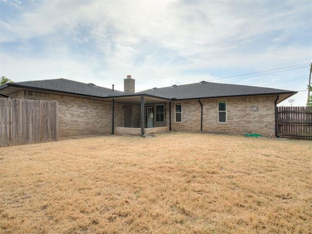 513 Smiling Hill Boulevard, Edmond, OK 73013