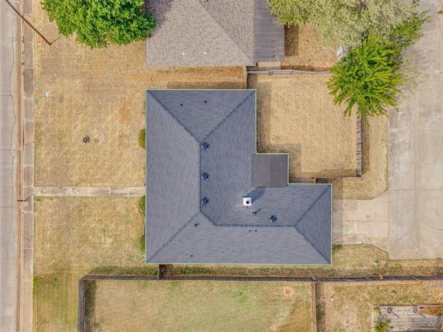 513 Smiling Hill Boulevard, Edmond, OK 73013