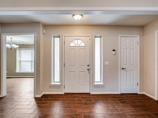 513 Smiling Hill Boulevard, Edmond, OK 73013