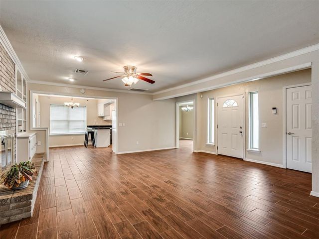 513 Smiling Hill Boulevard, Edmond, OK 73013