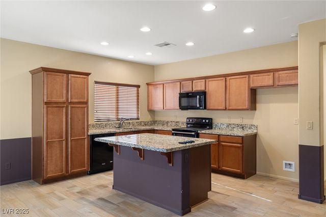 5338 Lignum Avenue, Pahrump, NV 89061