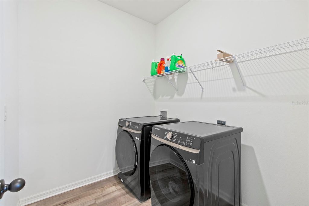 Image 16 of property listing at 2688 89TH STREET CIRCLE E, Palmetto, FL 34221