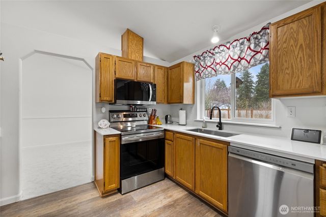 17003 113th Avenue Ct E, Puyallup, WA 98374