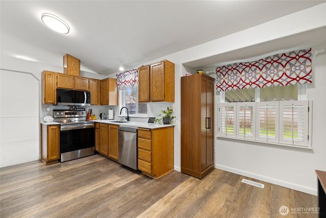 17003 113th Avenue Ct E, Puyallup, WA 98374