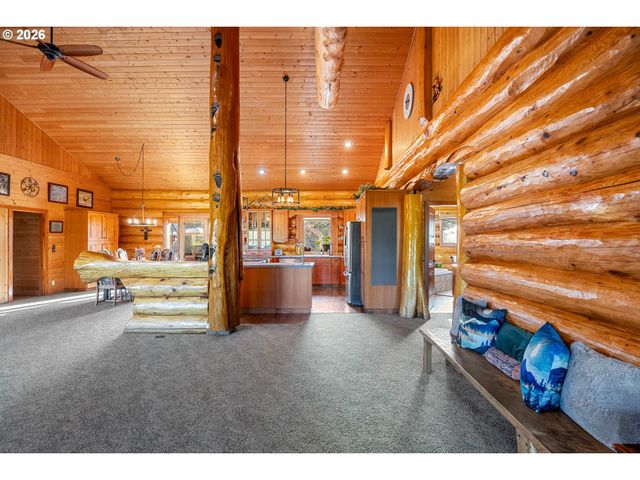 125 KESTREL Ln, Roseburg, OR 97471