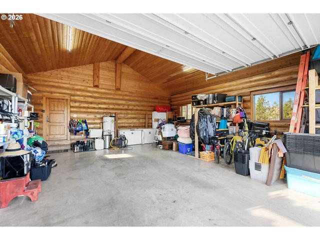 125 KESTREL Ln, Roseburg, OR 97471