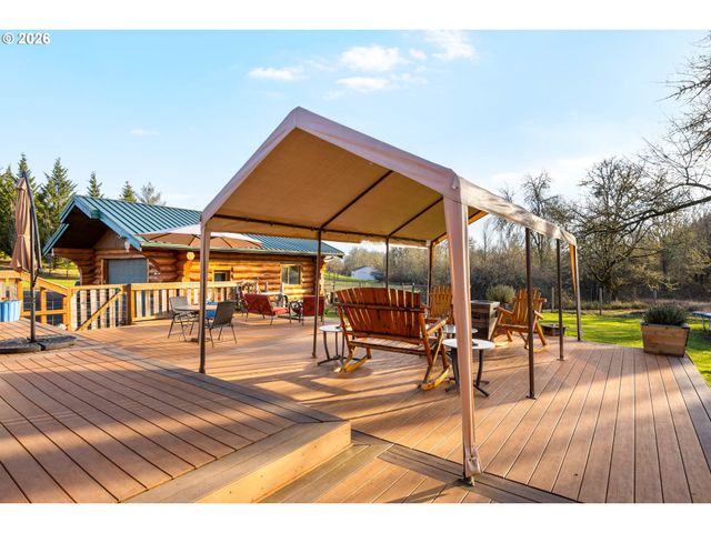 125 KESTREL Ln, Roseburg, OR 97471