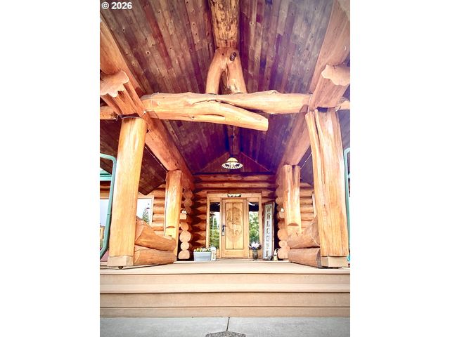 125 KESTREL Ln, Roseburg, OR 97471