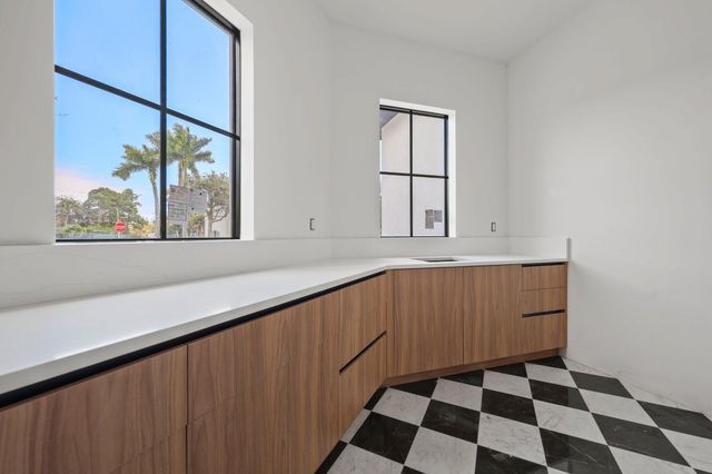 298 NE 8th Street, Boca Raton, FL 33432