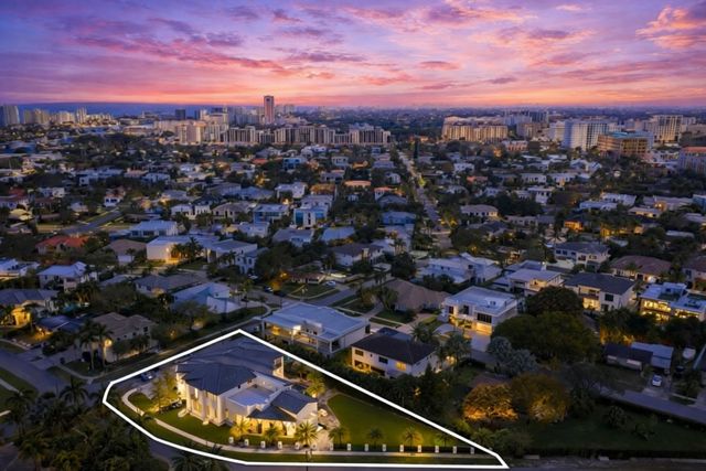 298 NE 8th Street, Boca Raton, FL 33432