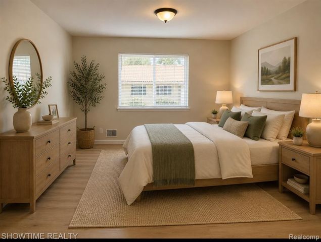 29141 Hayes Road, Warren, MI 48088