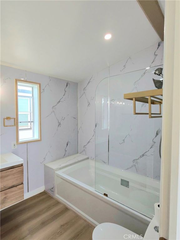 Image 10 of property listing at 24200 Walnut 57, Torrance, CA 90501