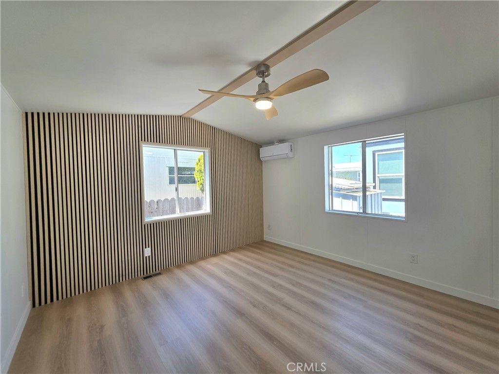 Image 7 of property listing at 24200 Walnut 57, Torrance, CA 90501
