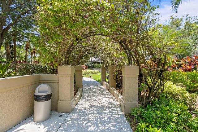 1427 HARBOUR WALK A ROAD, Tampa, FL 33602