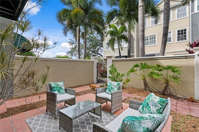 1427 HARBOUR WALK A ROAD, Tampa, FL 33602