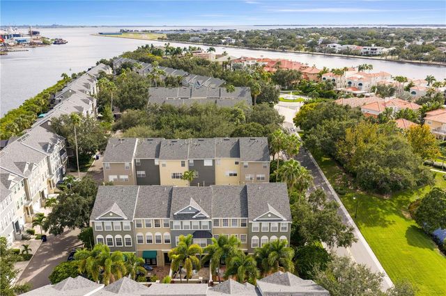 1427 HARBOUR WALK A ROAD, Tampa, FL 33602