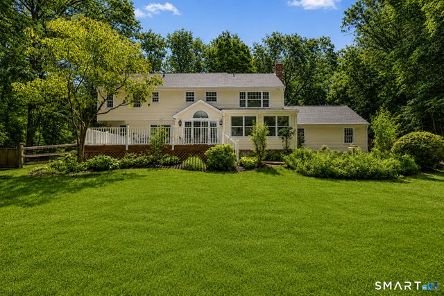 142 Horseshoe Lane, Fairfield, CT 06824