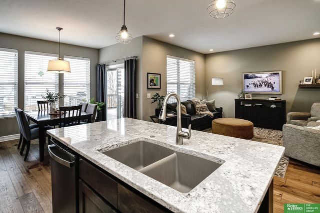 20602 E Street, Elkhorn, NE 68022