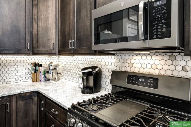 20602 E Street, Elkhorn, NE 68022