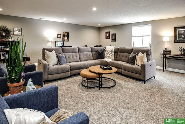 20602 E Street, Elkhorn, NE 68022