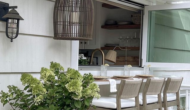 87 Inverness Road, New Rochelle, NY 10804