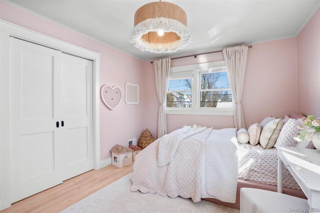 87 Inverness Road, New Rochelle, NY 10804