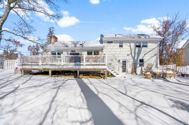 87 Inverness Road, New Rochelle, NY 10804