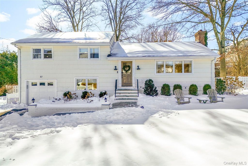 87 Inverness Road, New Rochelle, NY 10804