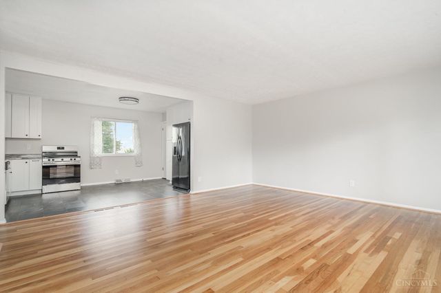 8474 Chesswood Drive, Colerain Twp, OH 45239