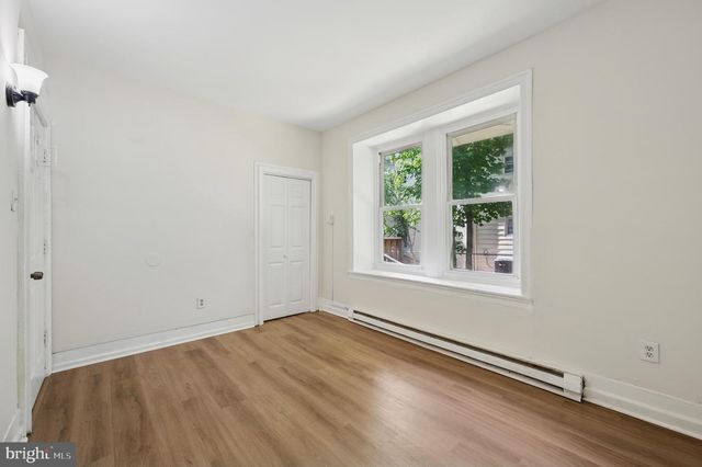 111 W QUEEN LN #1F, Philadelphia, PA 19144