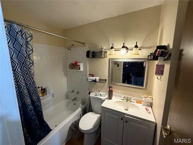 1415 Wishart Place, Unincorporated, MO 63132