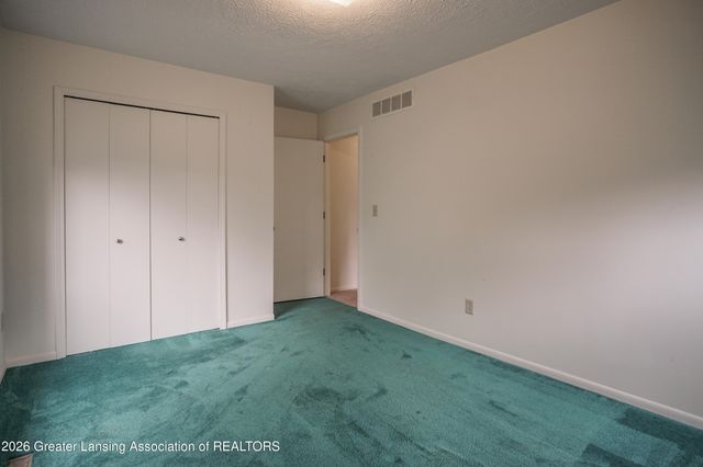 5618 Bearcreek Drive, Lansing, MI 48917