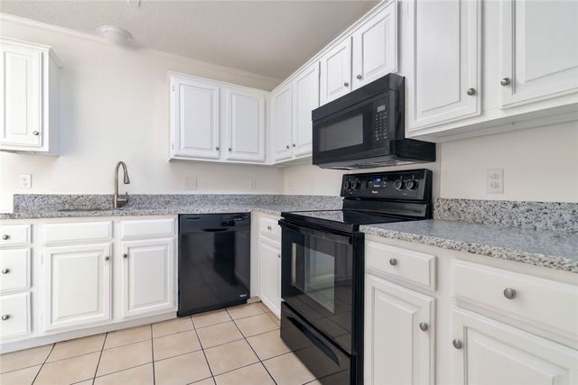 1740 Oxford Place, Springdale, AR 72764