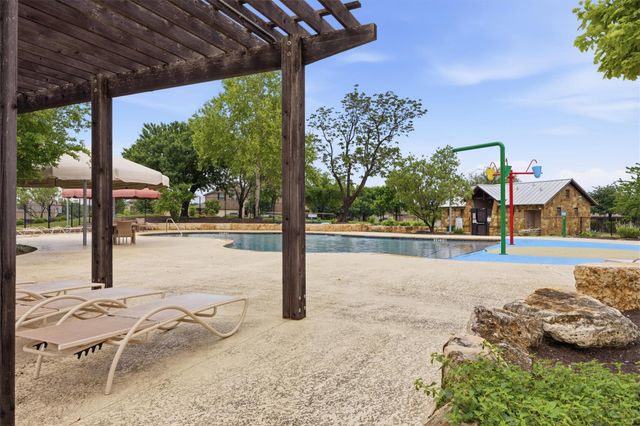 1613 Dubiel DR, Leander, TX 78641