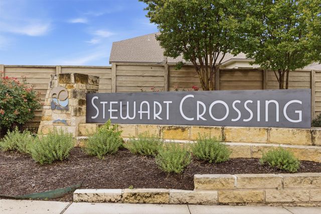 1613 Dubiel DR, Leander, TX 78641