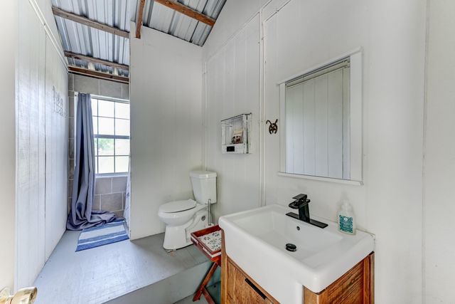 31031 Torrey Road, Waller, TX 77484