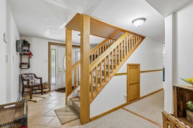 500 Maxim Dr, Hopatcong Boro, NJ 07821