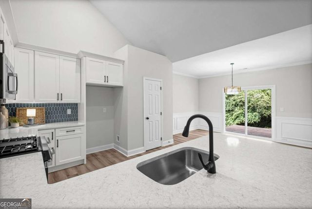 904 Mill Creek Avenue, Canton, GA 30115
