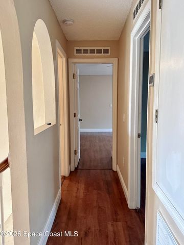 1718 Sawgrass Drive SW, Palm Bay, FL 32908