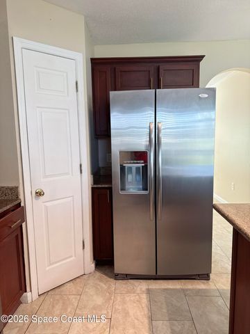 1718 Sawgrass Drive SW, Palm Bay, FL 32908